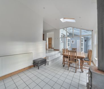 5 bedroom semi-detached house to rent - Photo 5