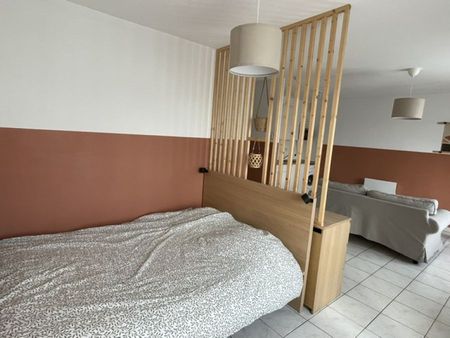 T1 BIS EN RESIDENCE SECURISEE AVEC PARKING AERIEN - Photo 2