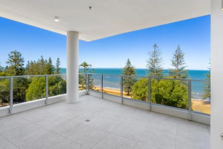 Executive Oceanfront Apartment – Premium Coastal Living in Scarborough Contact Julie Sykes - Photo 4