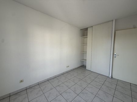 Location Appartement 2 pièces 40m² COGNAC 16100 - Photo 2