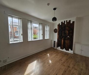 60 Joanmount Gardens, Belfast, BT14 6NY - Photo 1
