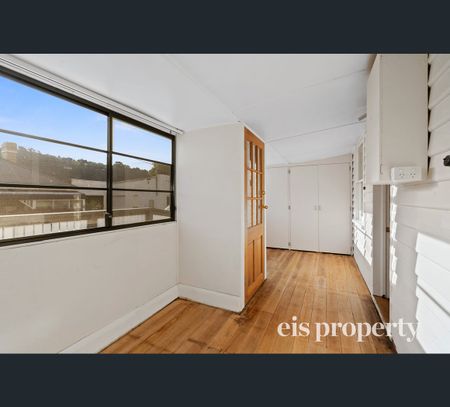 4 Hennebry Street, South Hobart, Tas 7004 - Photo 2