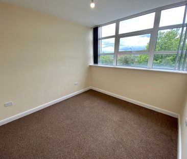 14-16 Ship Hill, S60 2HG - Photo 4