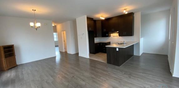 2 CH - 1 SDB - Gatineau - $1,500 /mo - Photo 2