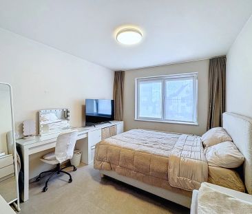 Recent en centraal gelegen app. met 2 slaapkamers, terras en autost... - Foto 5