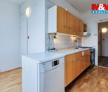 Pronájem bytu 2+1 60 m² - Fotografie 3