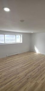 À LOUER – ENTIÈREMENT RÉNOVÉ Studio 2 1/2 à St-Bruno-de-Montarville OCCUPATION 1ER MARS 2026 - Photo 3