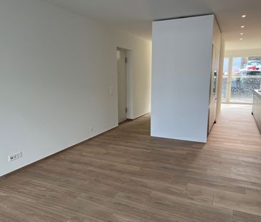 grosszügige 2.5-Zimmer- Eigentumswohnung Parterre - Foto 1
