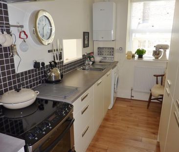 Linden Road, Clevedon, North Somerset - Photo 3