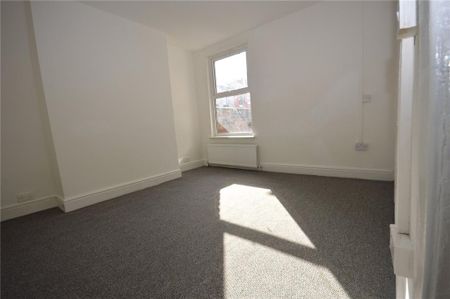 5 bedroom end of terrace house to rent - Photo 5