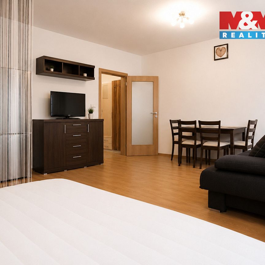 Pronájem bytu 1+kk 40 m² - Photo 1