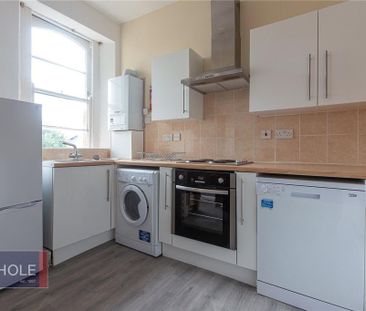 2 bedroom apartment to rent - Photo 2