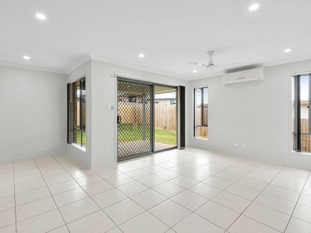 69 Barlow Street, CRANLEY - Photo 2