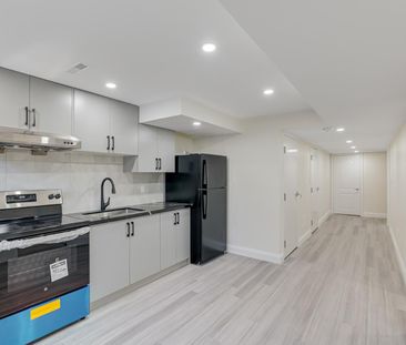 For Lease - 98 Waterbridge Way, Toronto, Ontario - Photo 6