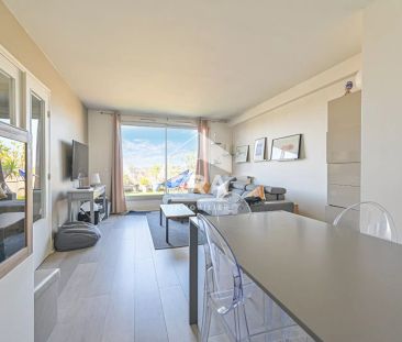 Appartement Paris 2 pièce(s) Vue de PARIS - Photo 4