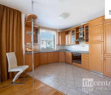 Pronájem bytu 4+kk 115 m², V Zeleném údolí , Praha - Fotografie 6