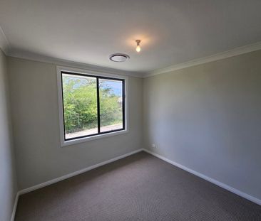 Brand new condition and ready to move in - Photo 5