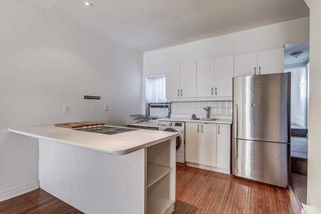 For Lease - 1114 Queen Street Unit# 2nd Fl, Toronto, Ontario - Photo 4