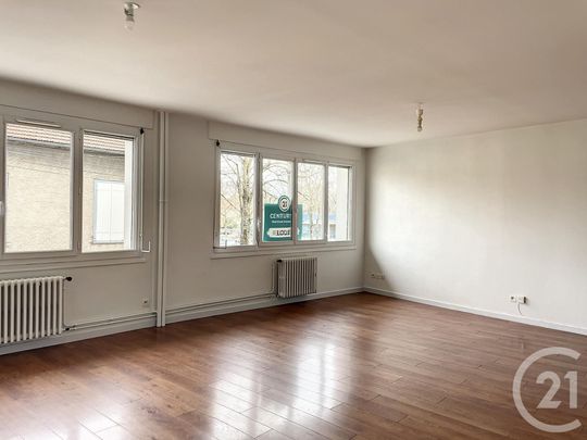 Location Appartement 5 pièces 90m² TROYES 10000 - Photo 1