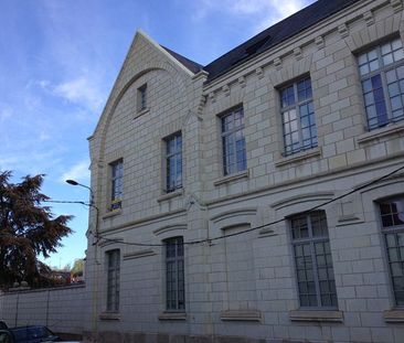 Location Appartement 2 pièces 38m² SAUMUR 49400 - Photo 5