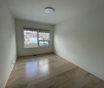For Lease - 12 Erie Street Unit# Main, Toronto, Ontario - Photo 3