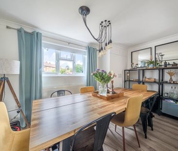 3 bedroom terraced house to rent - Photo 3