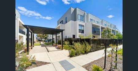 Modern and Stylish 3 level Townhouse - Photo 5