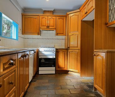 Neat & Tidy - Photo 4