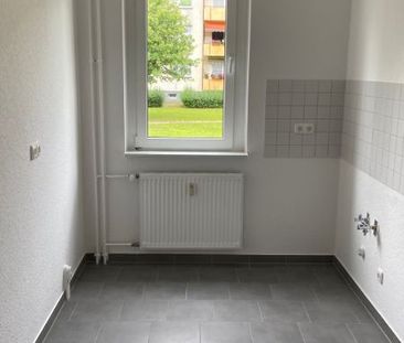 Sanierte 3 Zimmerwohnung mit Wannenbad - Photo 3