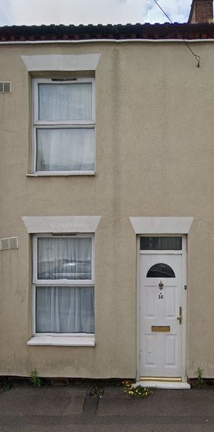 JAMES STREET, BURTON ON TRENT, Staffordshire, DE14 3SB - Photo 1