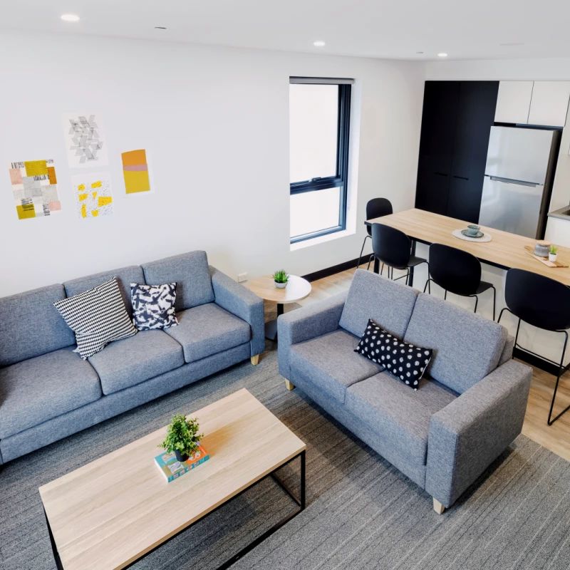 Six Bedroom Apartment Bronze - Photo 1