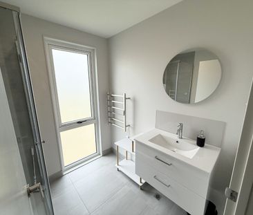 1 Te Toka Ika Lane, Mangere Bridge - Photo 2