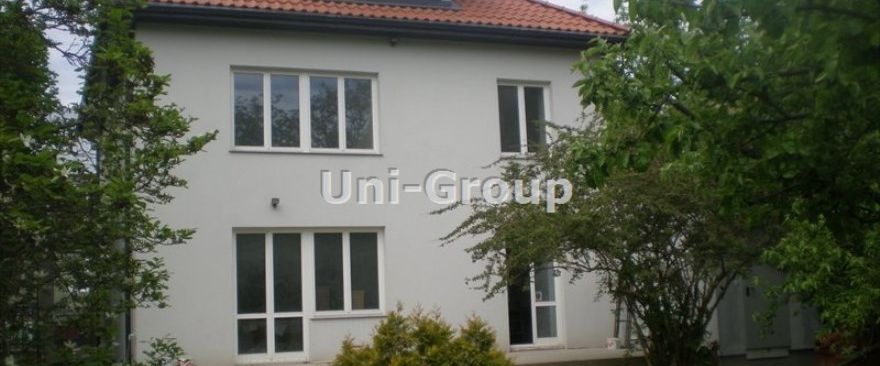 Dom na wynajem - Zdjęcie 1