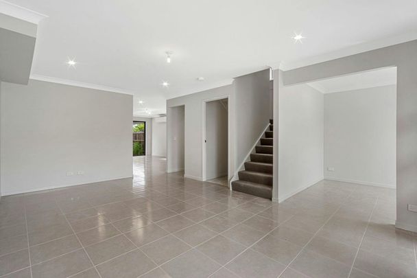 Brand New, Modern 4 Bedroom Home in South Ripley! - Photo 1