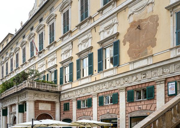 Appartamento in Piazza della Meridiana a Genova