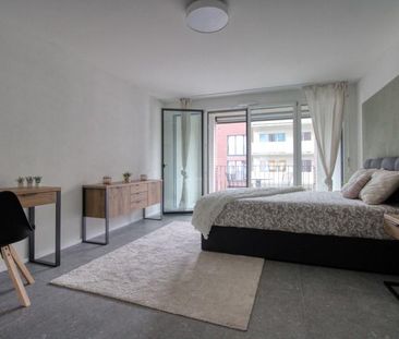 James #4 - Spacious Coliving Apartment in Crissier with private Bal... - Photo 3