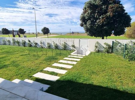 Vila Nova de Gaia, Porto - Photo 4