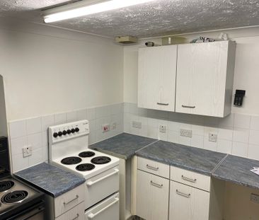 1 bed apartment to rent in South Quay, Great Yarmouth, NR30 - Photo 3