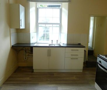 1 bedroom bedsit to rent - Photo 2
