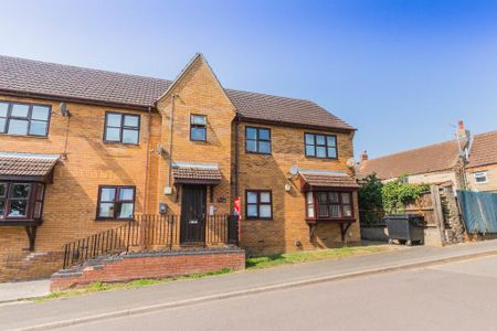 1 bedroom ground floor flat to rent - Photo 3