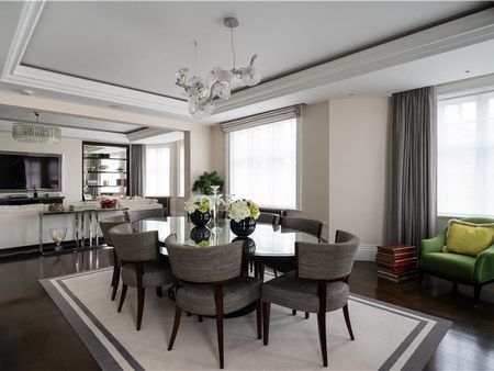 Eaton Mansions - Photo 3