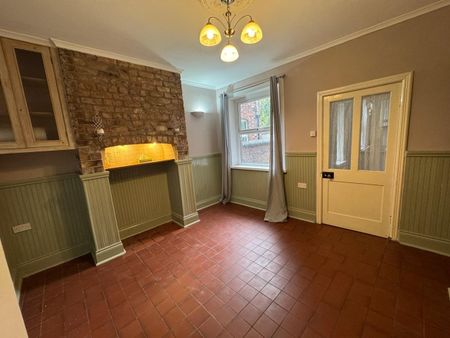 2 Bed Terraced House, Hinderton Road, CH41 - Photo 5