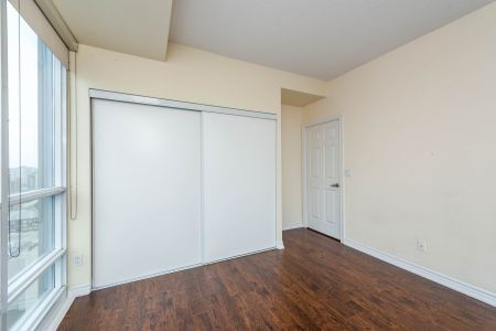 For Lease - 761 Bay Street Unit# 2712, Toronto, Ontario - Photo 2