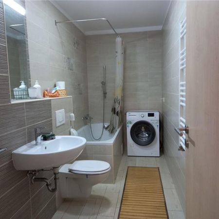 Inchiriere apartament 2 camere zona Soarelui - Photo 4