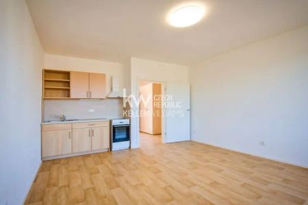 Pronájem, Byty 1+kk, 32 m - Фото 2