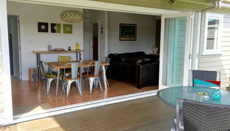 Modern Garden Apartment with Covered Deck - Photo 3