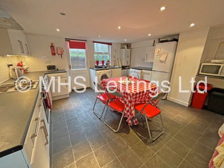 1 Bedroom Shared House for rent in Ash Road - Photo 5