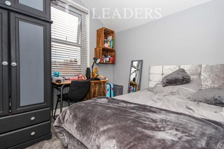 4 bedroom house to rent - Photo 3