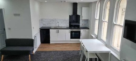 Medium Studio - Photo 5