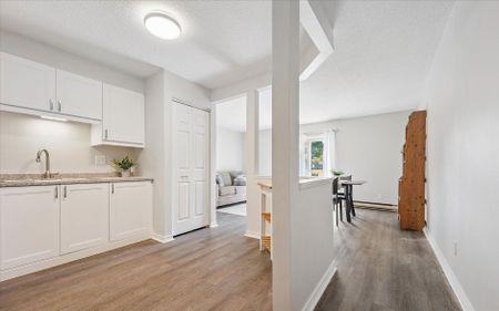 For Lease - 266 Overlea Drive Unit# 204, Kitchener, Ontario - Photo 5